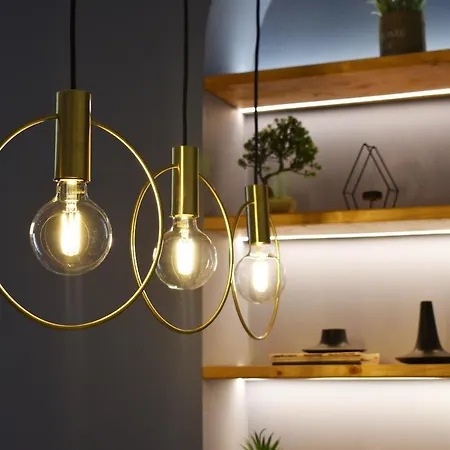 Vibrant Apartamento Tirana